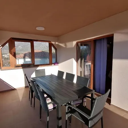 Wohnung Roncevic Mit Kamin, In Rovanjska * Jasenice (Zadar)