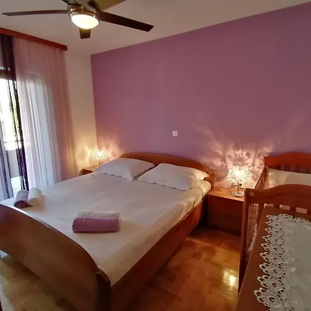 Apartment Wohnung Roncevic Mit Kamin, In Rovanjska Jasenice (Zadar)