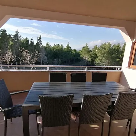 Apartment Wohnung Roncevic Mit Kamin, In Rovanjska *