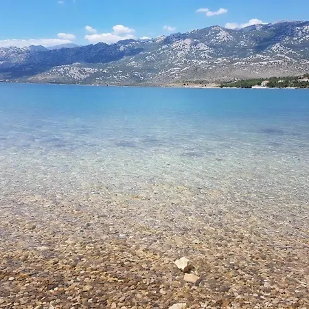 Wohnung Roncevic Mit Kamin, In Rovanjska * Jasenice (Zadar)